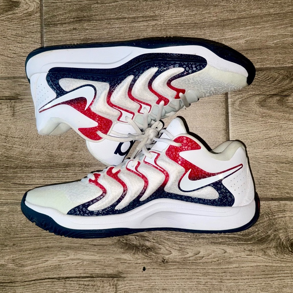 USA KD 17s